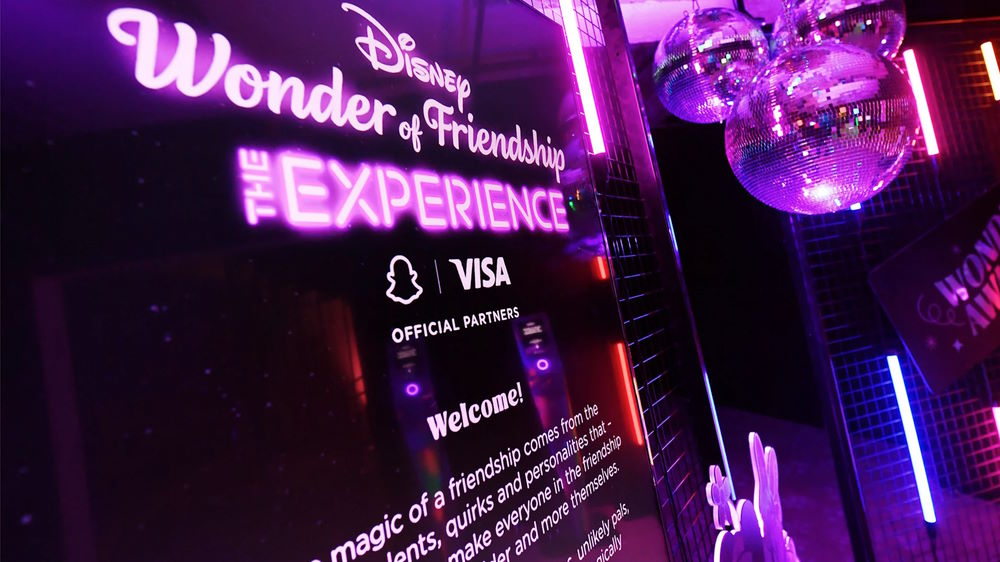 Disney Wonder of Friendship Real-time interactive 3D Experience Entrance